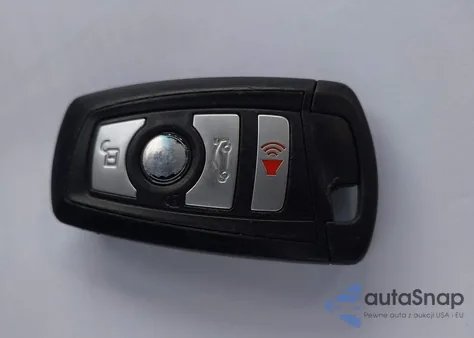 2013 BMW 335I из США, поврежденный, VIN WBA3A9C59DF475958